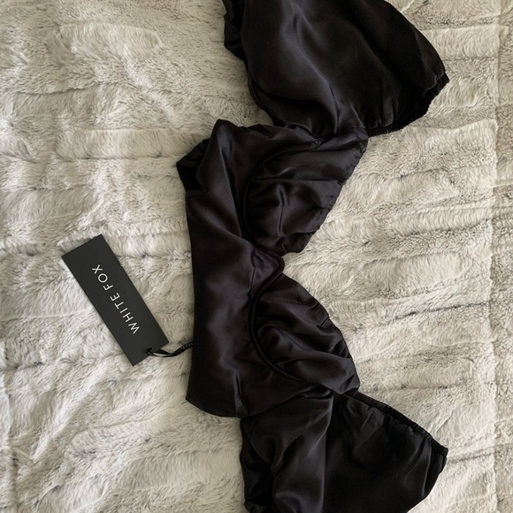 All This Love Crop- Black (M) NWT - Picture 4 of 7